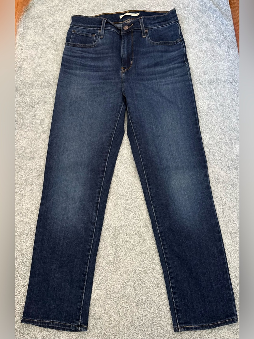 Levi's Women's Dark Blue High Rise Straight-Crop Jeans Size 28